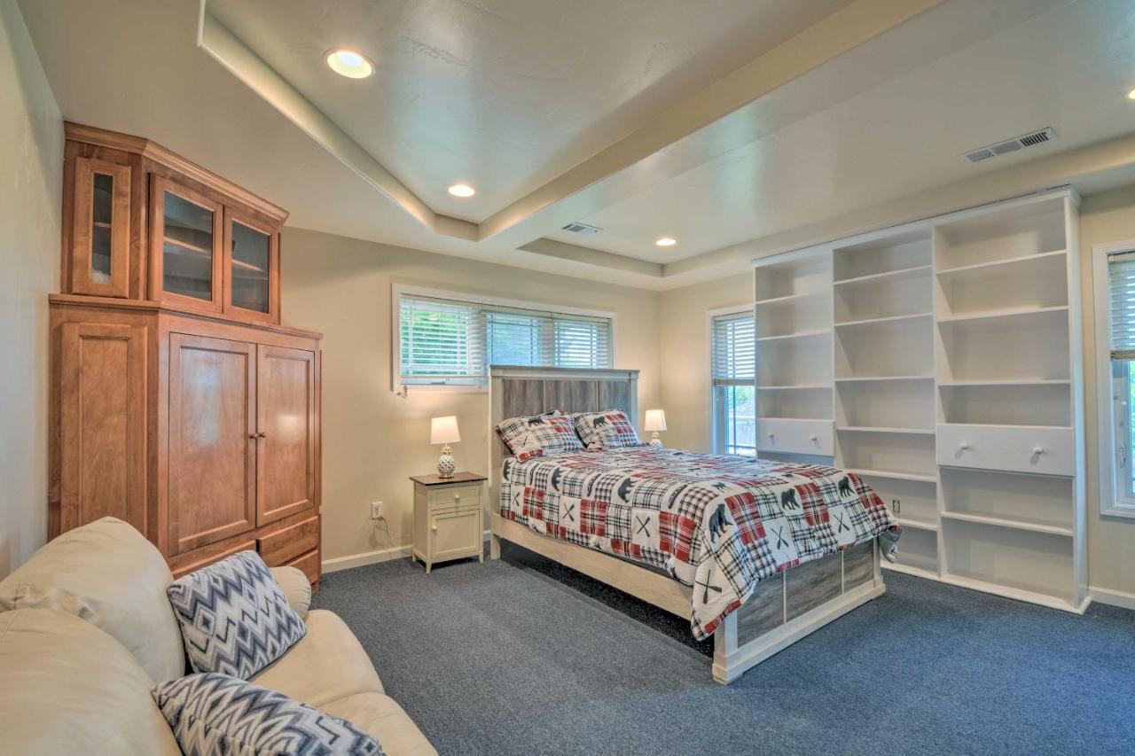 Villa Charming Medford Getaway About 4 Miles To Downtown! Esterno foto