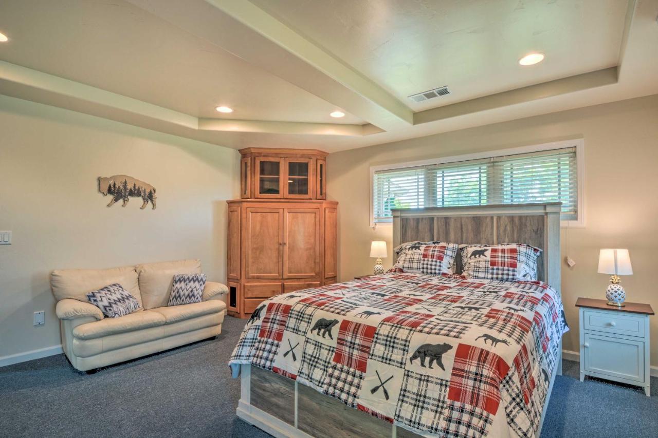 Villa Charming Medford Getaway About 4 Miles To Downtown! Esterno foto