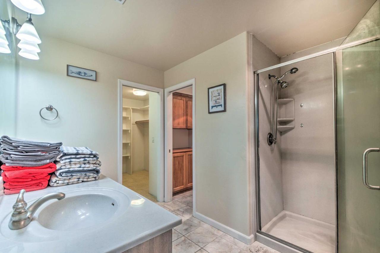 Villa Charming Medford Getaway About 4 Miles To Downtown! Esterno foto